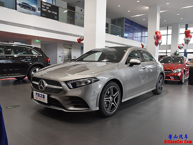 北京奔驰 奔驰A级 2019款 A 200 L 运动轿车 北京奔驰 奔驰A级 2019款 A 200 L 运动轿车